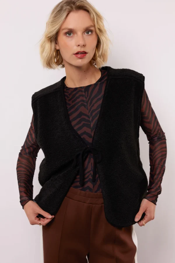 ROSWYN GILET